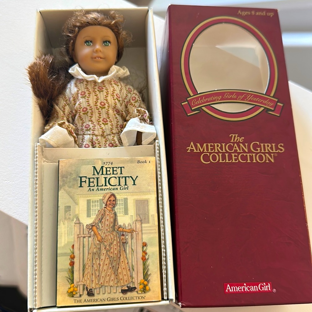 Meet Felicity. The American Girls Collection.